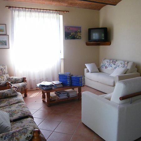 Agriturismo Poggio Alle Calle Saturnia Luaran gambar