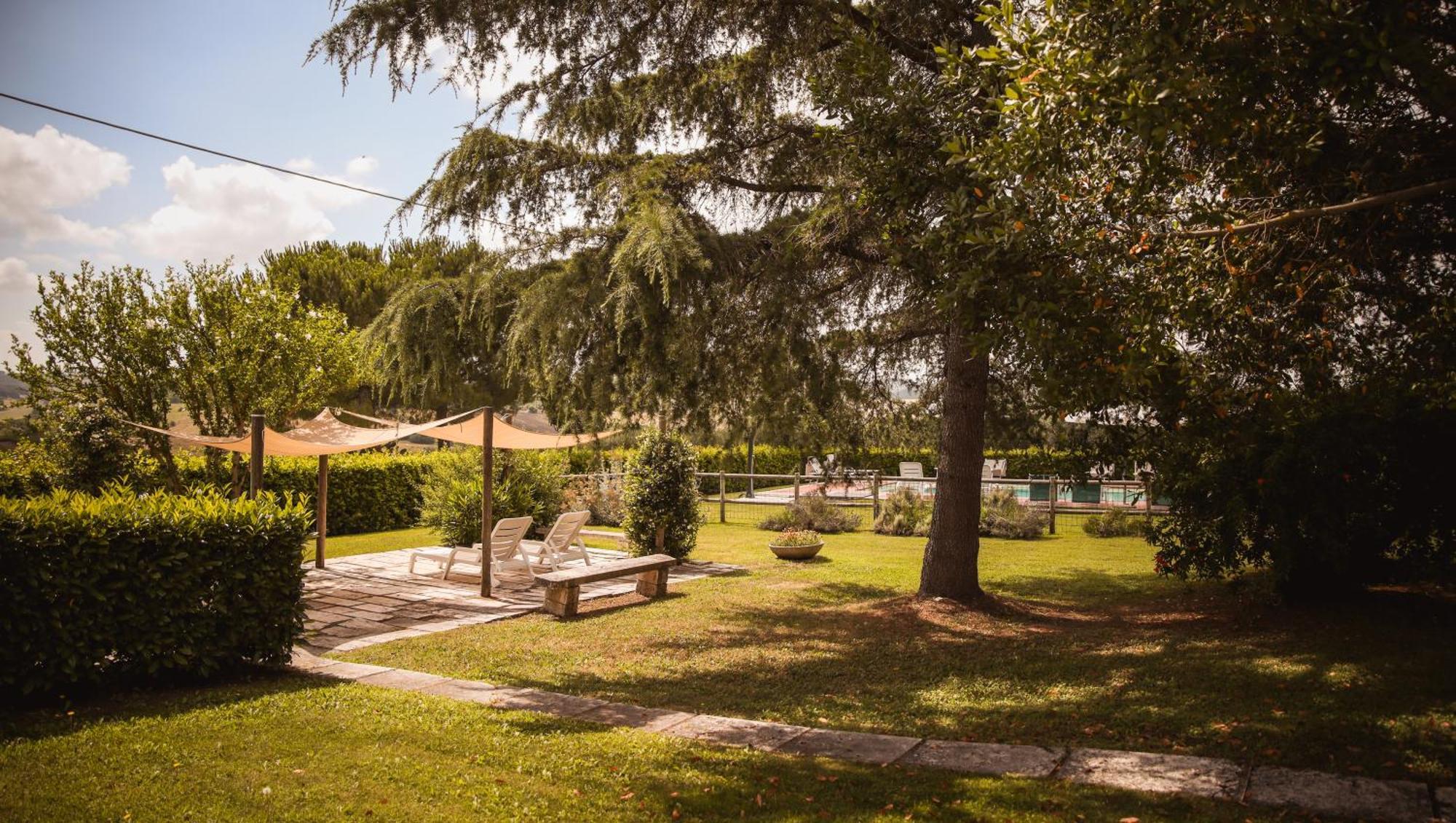 Agriturismo Poggio Alle Calle Saturnia Luaran gambar