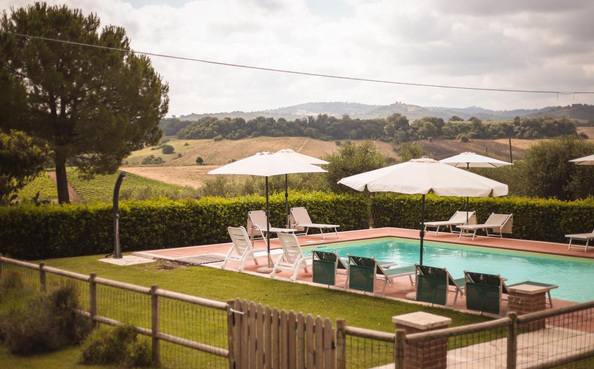 Agriturismo Poggio Alle Calle Saturnia Luaran gambar