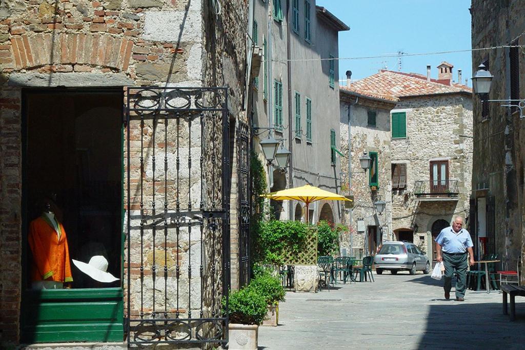 Agriturismo Poggio Alle Calle Saturnia Luaran gambar